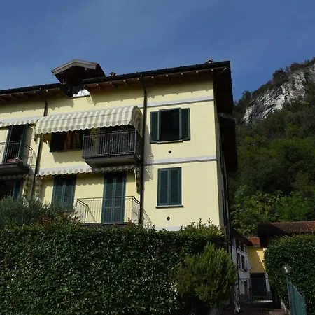 Maison Adriano Maggiore Appartement *